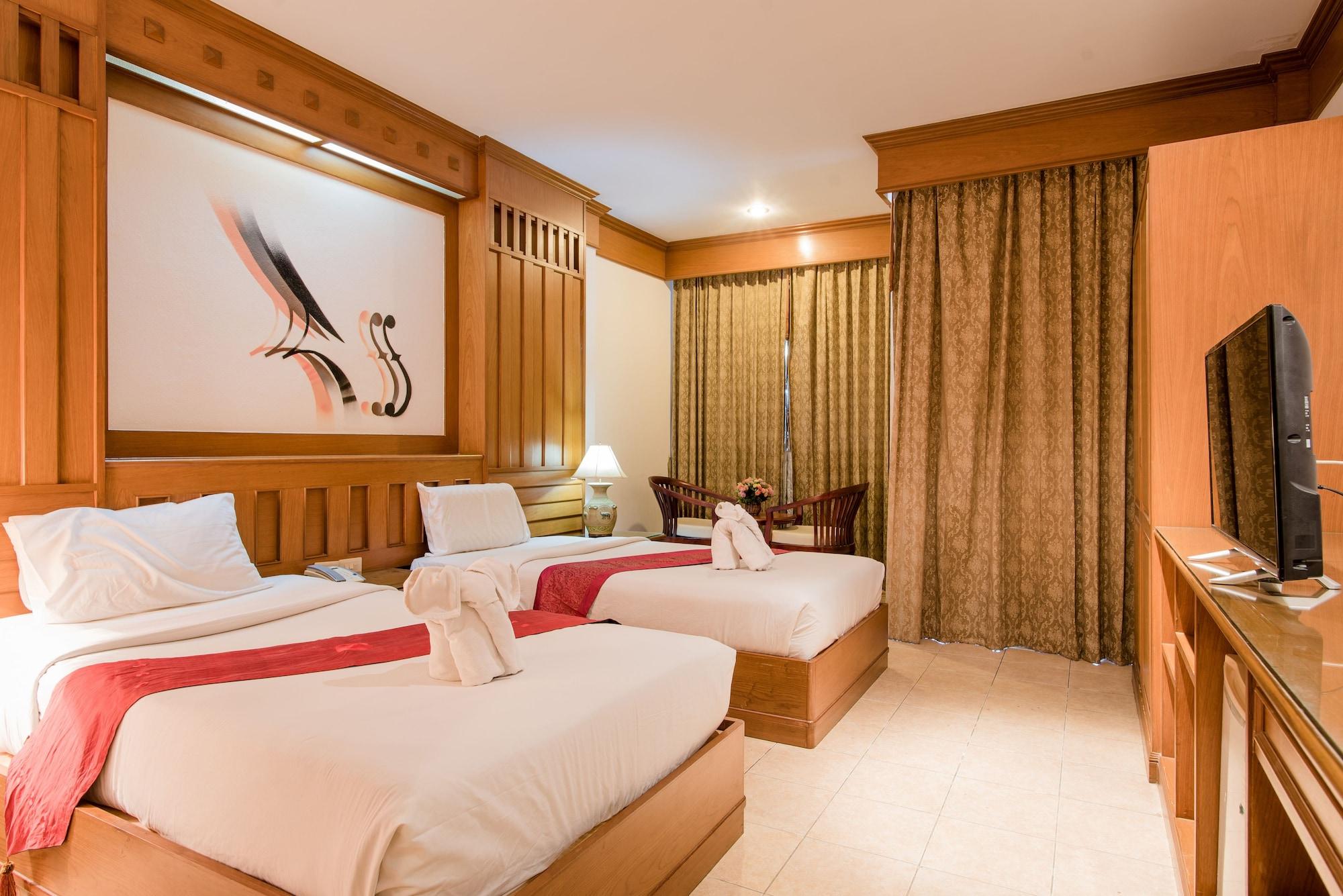 Cello Hotel Patong Экстерьер фото