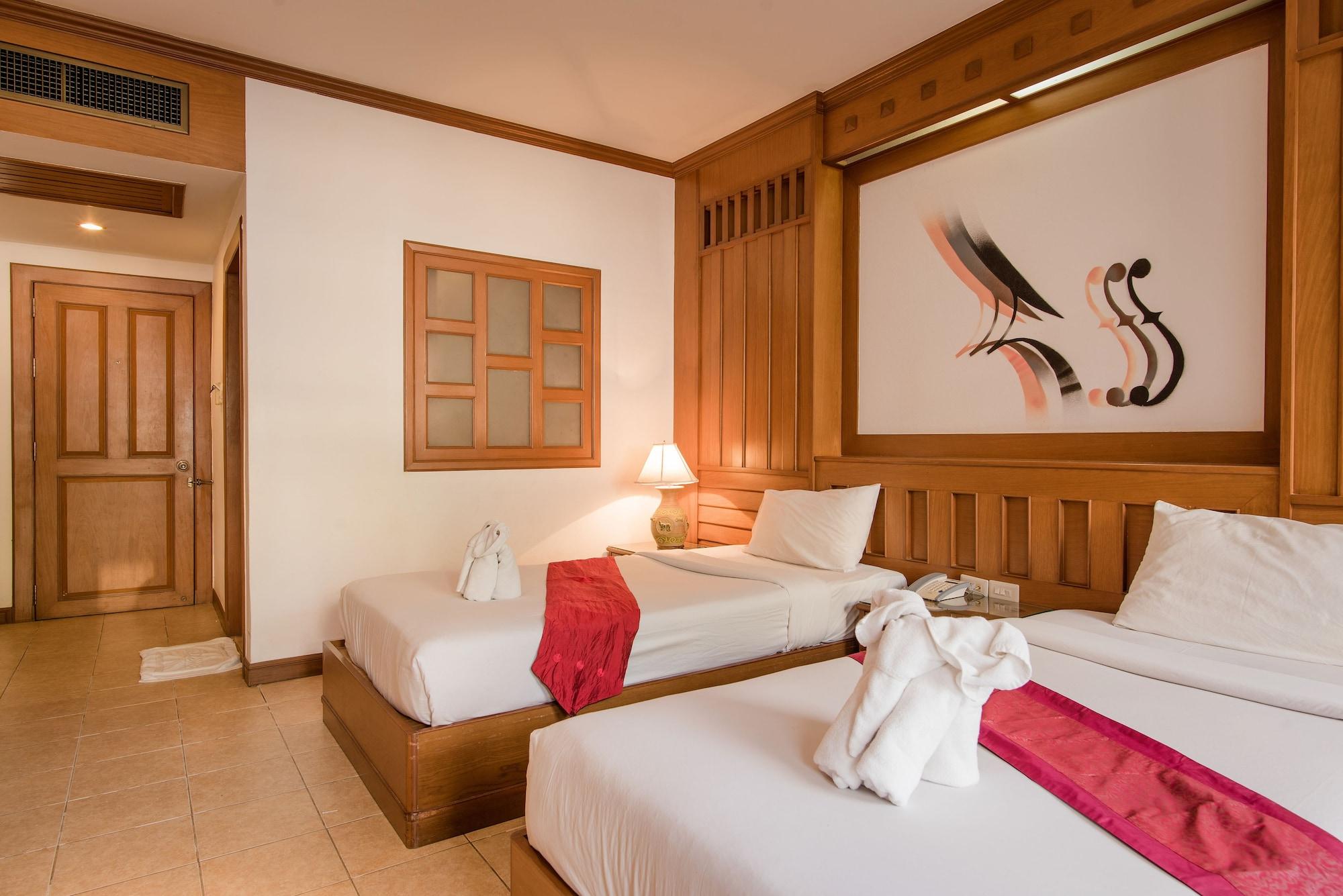 Cello Hotel Patong Экстерьер фото